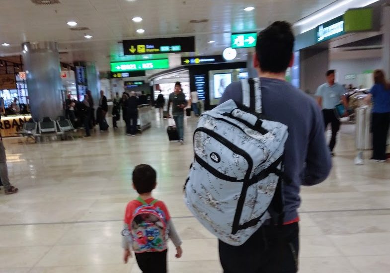 Viajar en familia con equipaje de mano