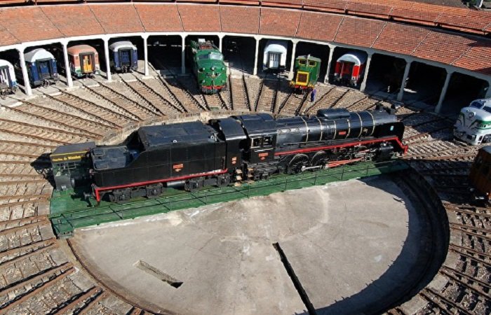 lugares imprescindibles para amantes de los trenes
museo ferrocarril galicia

