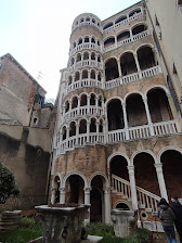 Scala Contarini del Bovolo