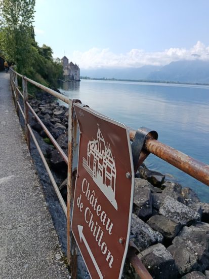 cartel indicativo de castillo