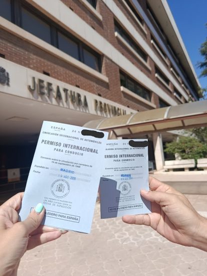 permisos internacionales de conducir con la dgt al fondo